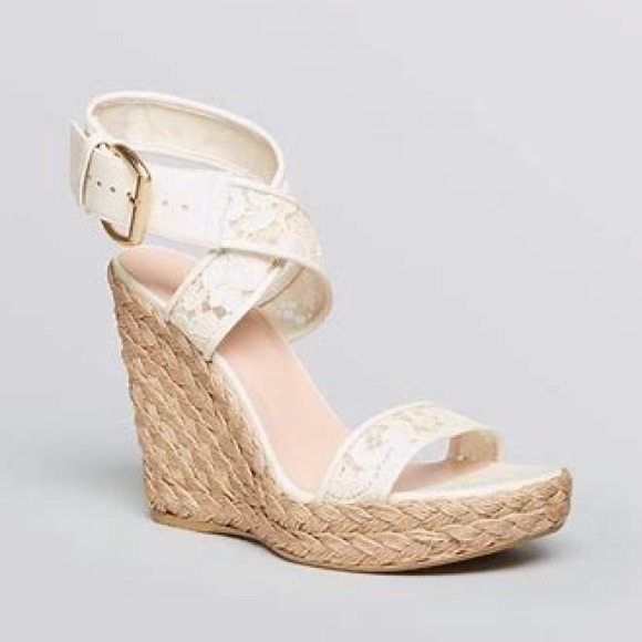 Stuart Weitzman Shoes - Stuart Weitzman ivory lace platform 7